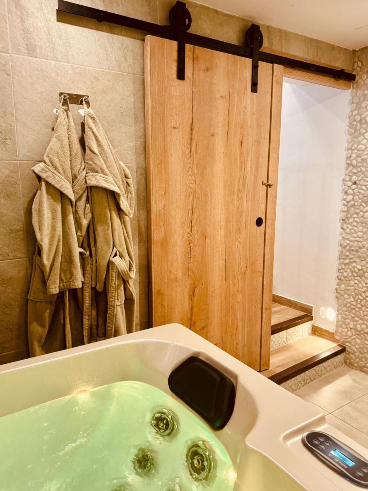 Casa Olivia, Luxurious With Sauna And Jacuzzi * Finestrat
