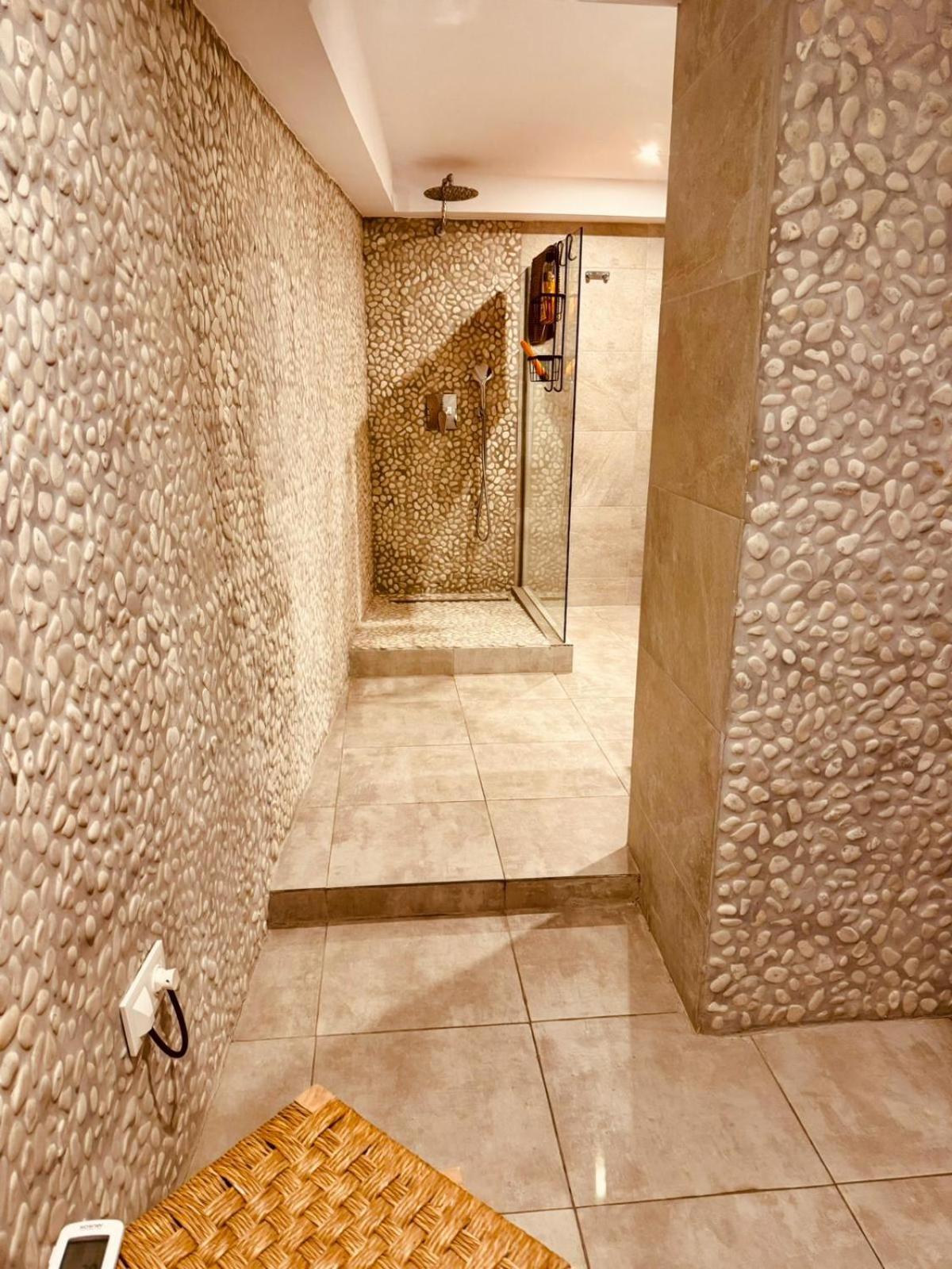 Holiday home Casa Olivia, Luxurious With Sauna And Jacuzzi